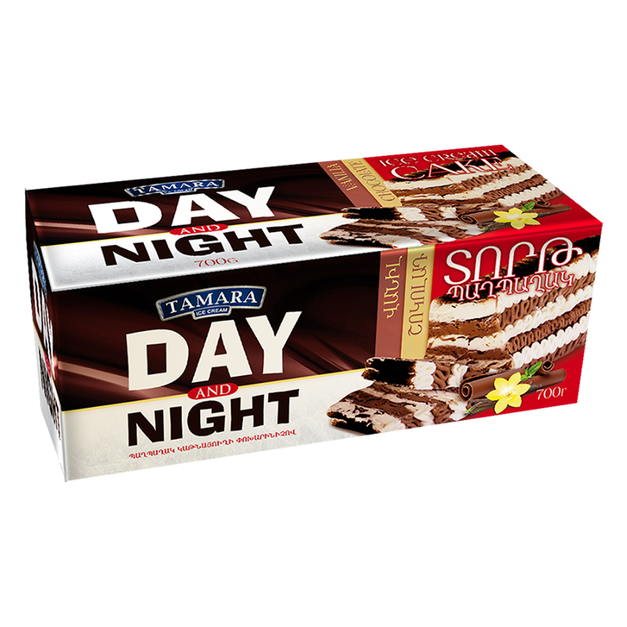 "Day & Night" vanilla and chocolate ice cream with chocolate layers